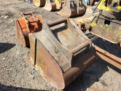Volvo 2.5ft Digging Bucket - 60mm Pins - 3