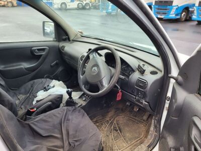 2011 Vauxhall Combo DTi Van - 6