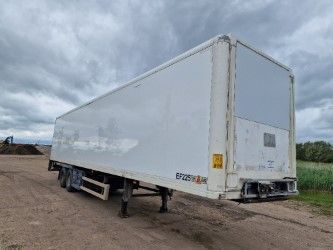 2013 Gray & Adams 13.6m Tandem Axle Insulated Box Van Trailer - 3