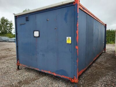 32ft x 10ft Jack Leg Toilet Block - 4