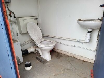 32ft x 10ft Jack Leg Toilet Block - 6