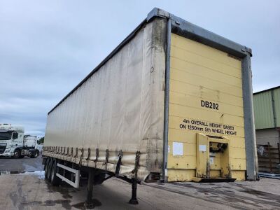 2003 Montracon Triaxle Curtainside Trailer