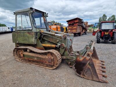 International 100B Series 2 Tracked Loader