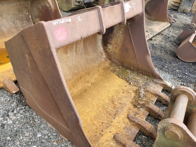 5ft Digging Bucket