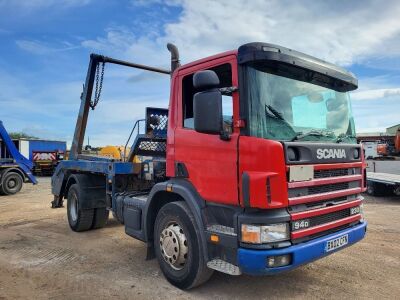 2002 Scania 94D 230 4x2 Skip Loader