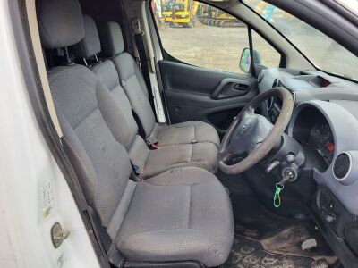 2013 Citroen Berlingo Enterprise Van - 13