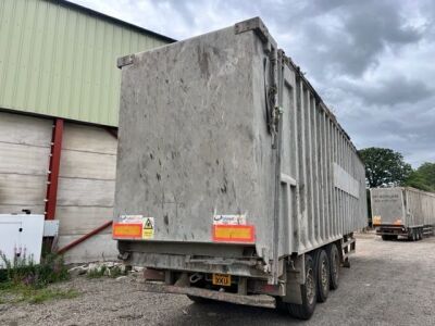 2007 United Trailers Triaxle Alloy Body Ejector Trailer - 4