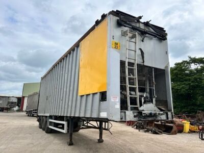 2010 United Trailers Triaxle Alloy Body Ejector Trailer