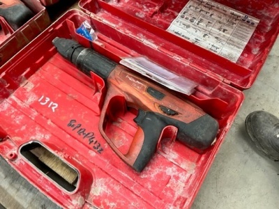 2x HILTI DX460 Cartridge Tool