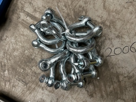 10 x 16mm D Shackles