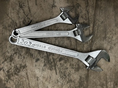 3 x Large Adjustble Spanners 24/18/15 inch  - 2