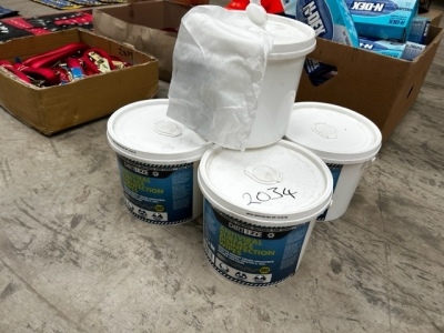 5x Large Tubs of Wipes - 2