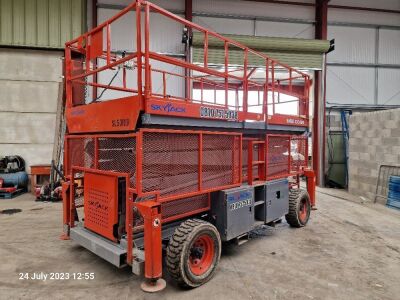 Skyjack SJ9250 4x4 Scissor Lift - 9