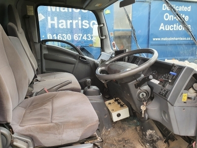 2011 Isuzu N75 190 Easyshift 4x2 Refuse Vehicle - 7