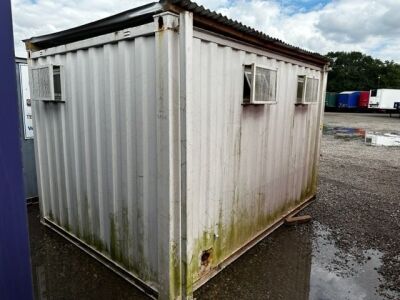 12ft x 8ft Jack Leg Anti Vandal Toilet Block