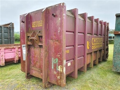 Big Hook Compactor Bin