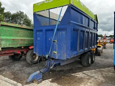 1983 Tandem Axle Drawbar Silage Trailer