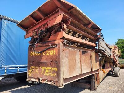 Extec 3 Way Wheeled Screener