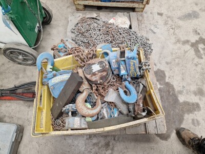 Quantity of Chains & Pulleys - 4