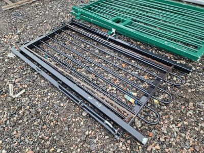 2 x Steel Gates, 1750mm x 900mm