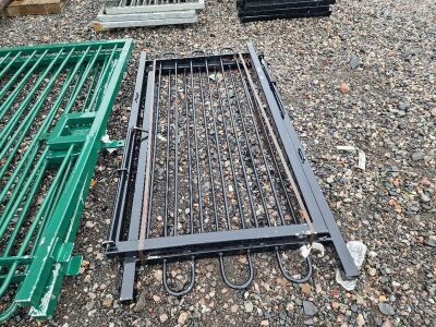 2 x Steel Gates, 1750mm x 900mm - 3