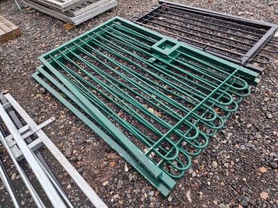 3x Steel Gates 1950mm x 1200mm - 3