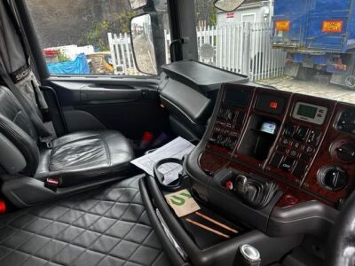 2002 Scania 164L V8 580 Topline Classic 4x2 Tractor Unit - 16