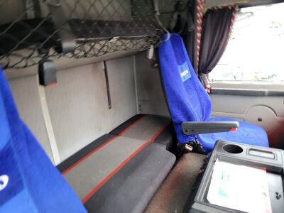 1993 Volvo F10 4x2 Tractor Unit - 17