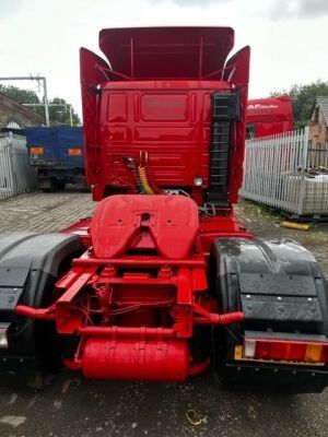 1996 Scania 113M 380 4x2 Low Ride Tractor Unit - 5