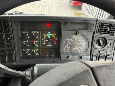 1996 Scania 113M 380 4x2 Low Ride Tractor Unit - 10