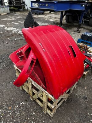 Selection of Scania Spares, Tank Straps, Panels Etc. - 2