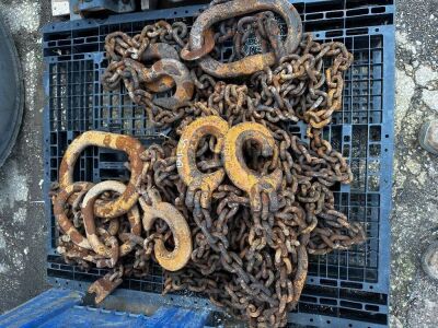Pallet of Various Chains