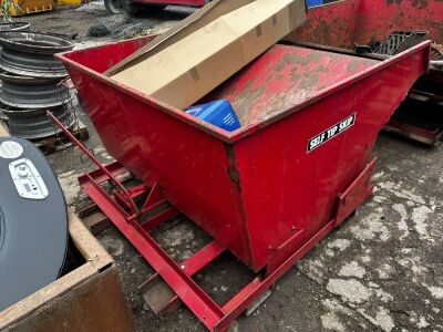 Forklift Tipping Skip