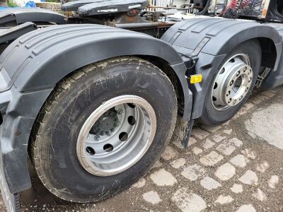 2013 Volvo FH460 6x2 Midlift Tractor Unit  - 7