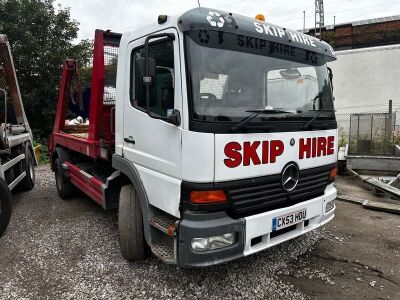 2004 Mercedes Atego 1318 4x2 Skip Loader