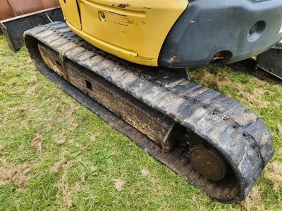 2005 Komatsu PC30MR-2 Mini Digger - 11
