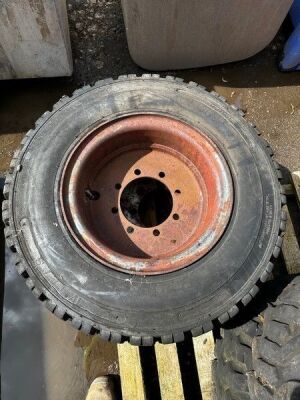 6x Forklift Truck Wheels - 5