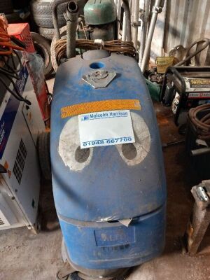 3 Phase Pillar Drill & Floor Cleaner - 4