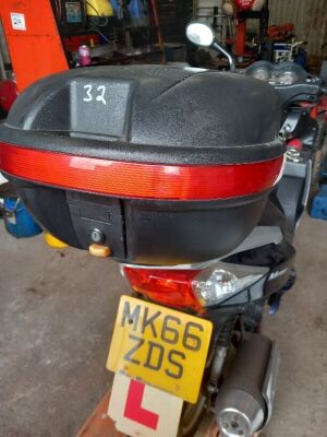 Sinnis Matrix 125 Moped - 4