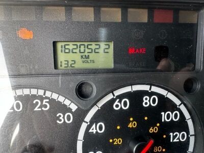 2011 Freightliner Cascadia 6x4 Bonneted Tractor Unit - 17