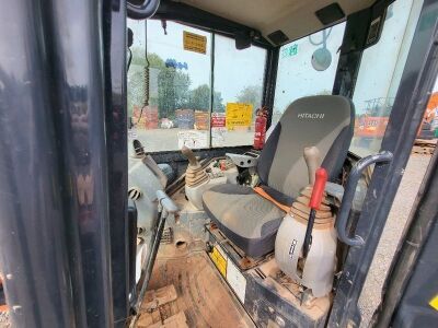 2021 Hitachi ZX33U-6CLR Mini Digger - 11