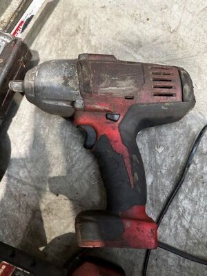 Milwauke Rip Saw, Inch Gun, Battery & Charger - 2