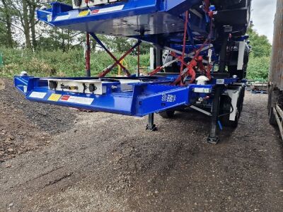 Unused Krone Triaxle Sliding Skeletal Trailer - 9