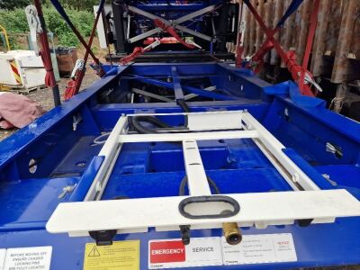 Unused Krone Triaxle Sliding Skeletal Trailer - 10