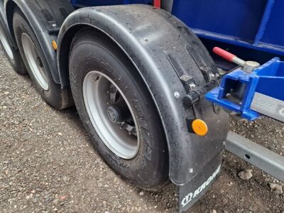 Unused Krone Triaxle Sliding Skeletal Trailer - 19