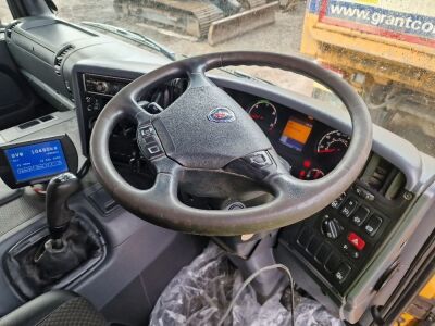 2016 Scania P410 8x4 Steel Body Tipper - 11