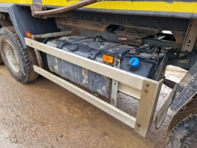 2016 Scania P410 8x4 Steel Body Tipper - 15