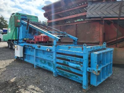 Hydraulic Waste Baler