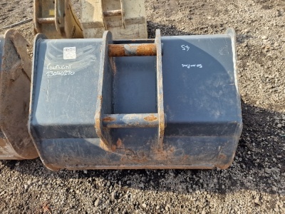 Whites 3ft Digging Bucket - 50mm Pins - 4
