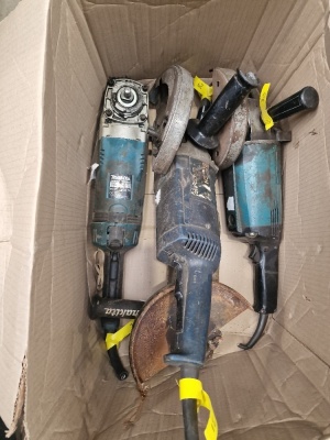 3x Makita Grinders & 1x Bosch Grinder